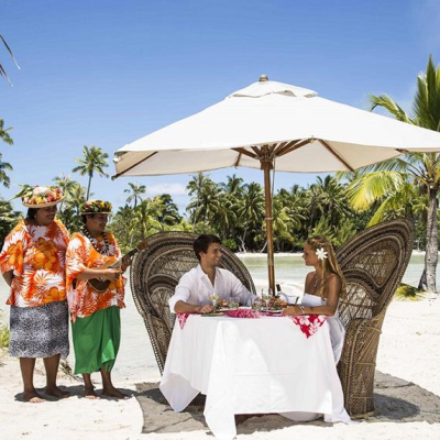 Le Tahaa Resort Lunch on the Beach