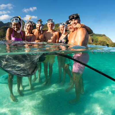 Bora Bora A Stingray Family Paul Gauguin Cruises Tahiti