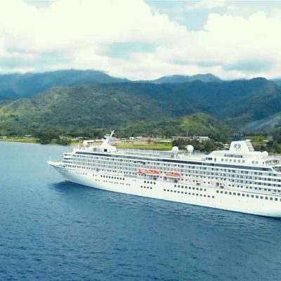 Crystal Serenity sailing